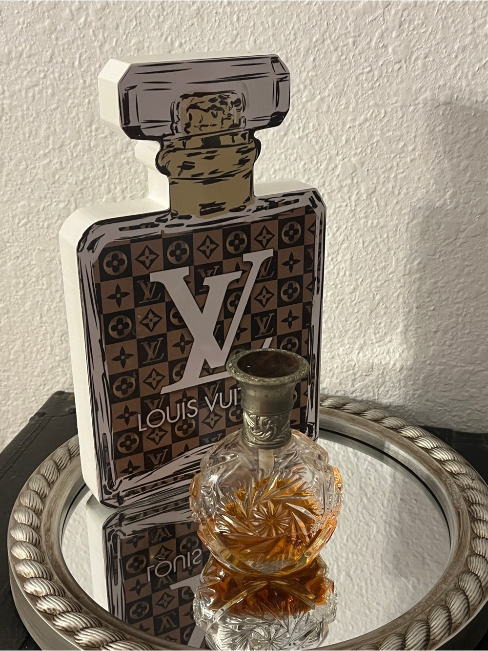 VINTAGE Ralph Lauren perfume in decorative bottle. - Picture 3 of 5